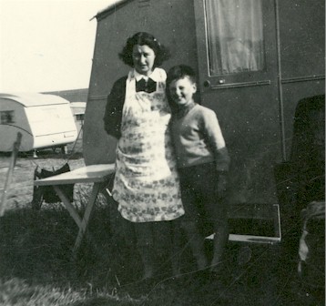 6.jpg (35469 bytes)