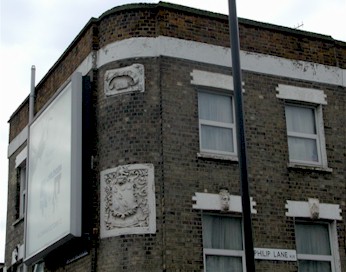 philip_lane_plaque_thumb.jpg (31441 bytes)