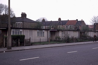 philip_lane_prefabs_1973.jpg (33423 bytes)