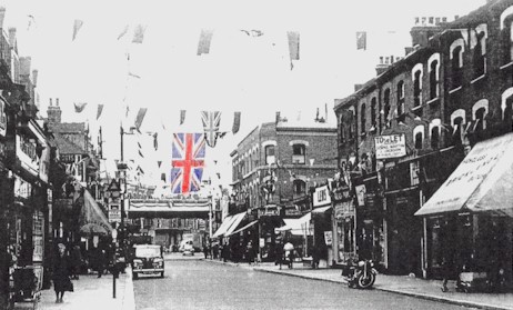 shr_westgreen_coronation.jpg (47334 bytes)