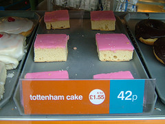 tottenham_cake.jpg (20472 bytes)