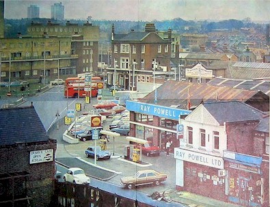 tottenham_hale_1970.jpg (57393 bytes)
