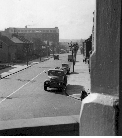 view_from_philip_lane.jpg (61182 bytes)