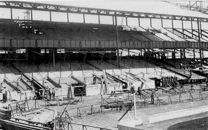west_stand_under_construction_1934.jpg (53683 bytes)