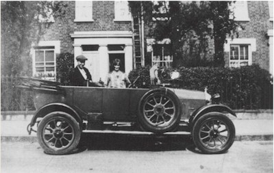 54_summerhill_st_helens_place.jpg (35708 bytes)