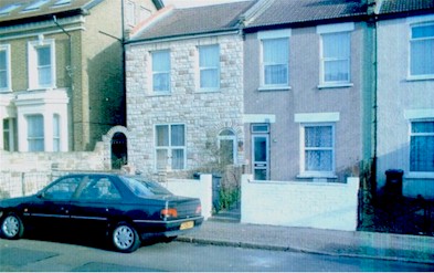 parmentercottage_6_summerhillroad.jpg (36396 bytes)