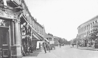 philip_lane_1920.jpg (28461 bytes)