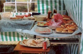 reunion3.jpg (43824 bytes)