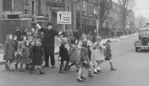 shr_downhillscrossing.jpg (36439 bytes)