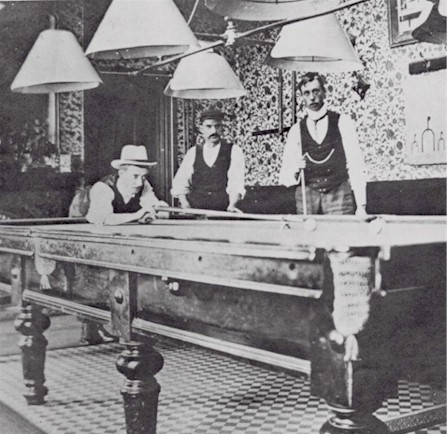 shr_greyhoundpub_1901.jpg (65969 bytes)