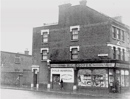 shr_lawrenceroad.jpg (48933 bytes)