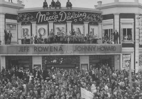 shr_tottenhamroyal1962.jpg (53145 bytes)