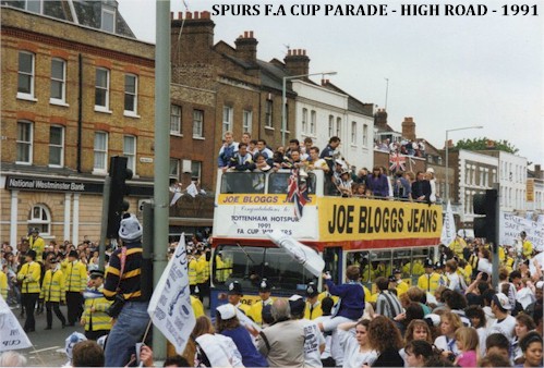 spurs_f.a_cup_1991.jpg (74136 bytes)